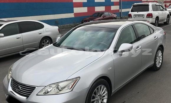 Buy Used Lexus ES Silver Car in Bishkek in Bishkek