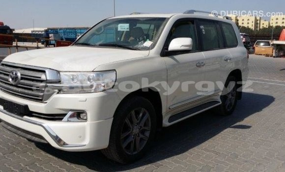 Buy Import Toyota Land Cruiser White Car in Import - Dubai in Batken Buy Import Toyota Land Cruiser White Car in Import - Dubai in Batken