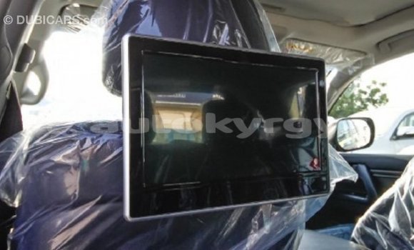 Buy Import Toyota Land Cruiser White Car in Import - Dubai in Batken Buy Import Toyota Land Cruiser White Car in Import - Dubai in Batken