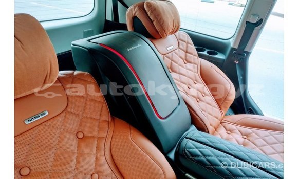 Buy Import Toyota Land Cruiser Black Car in Import - Dubai in Batken Buy Import Toyota Land Cruiser Black Car in Import - Dubai in Batken