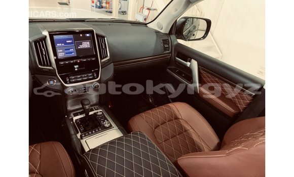 Buy Import Toyota Land Cruiser Black Car in Import - Dubai in Batken Buy Import Toyota Land Cruiser Black Car in Import - Dubai in Batken