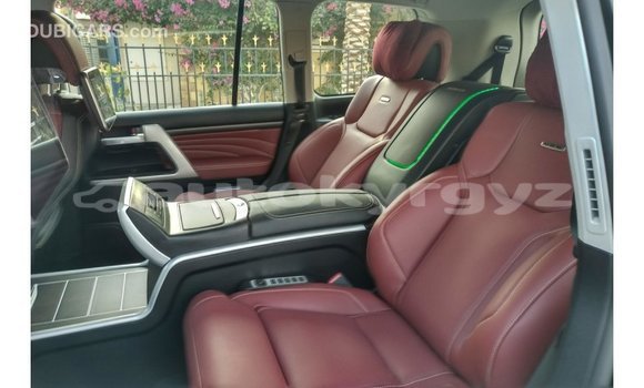 Buy Import Toyota Land Cruiser Black Car in Import - Dubai in Batken Buy Import Toyota Land Cruiser Black Car in Import - Dubai in Batken