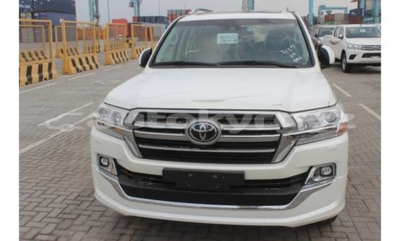 Buy Import Toyota Land Cruiser White Car in Import - Dubai in Batken Buy Import Toyota Land Cruiser White Car in Import - Dubai in Batken