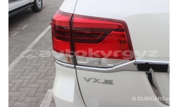 Buy Import Toyota Land Cruiser White Car in Import - Dubai in Batken Buy Import Toyota Land Cruiser White Car in Import - Dubai in Batken