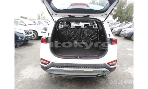 Buy Import Hyundai Santa Fe White Car in Import - Dubai in Batken Buy Import Hyundai Santa Fe White Car in Import - Dubai in Batken