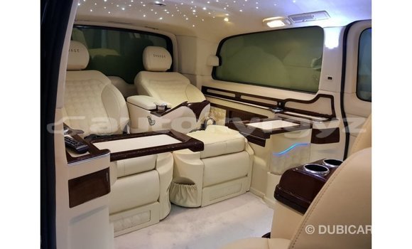 Buy Import Mercedes-Benz 250 Black Car in Import - Dubai in Batken Buy Import Mercedes-Benz 250 Black Car in Import - Dubai in Batken