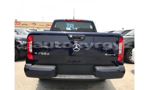 Buy Import Mercedes-Benz 250 Blue Car in Import - Dubai in Batken Buy Import Mercedes-Benz 250 Blue Car in Import - Dubai in Batken