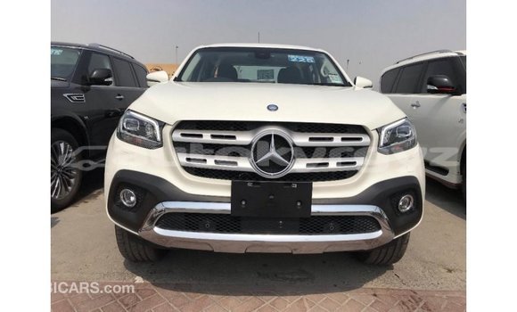 Buy Import Mercedes-Benz 250 White Car in Import - Dubai in Batken Buy Import Mercedes-Benz 250 White Car in Import - Dubai in Batken