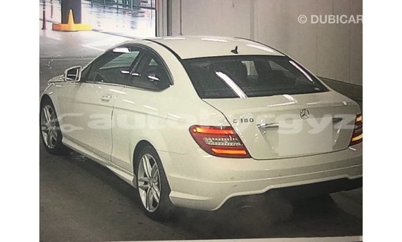 Buy Import Mercedes-Benz 190 White Car in Import - Dubai in Batken Buy Import Mercedes-Benz 190 White Car in Import - Dubai in Batken