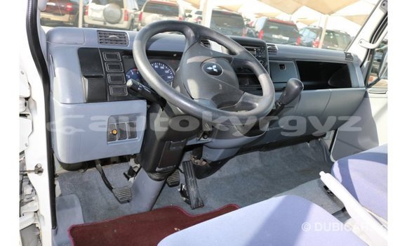 Buy Import Mitsubishi Carisma White Car in Import - Dubai in Batken