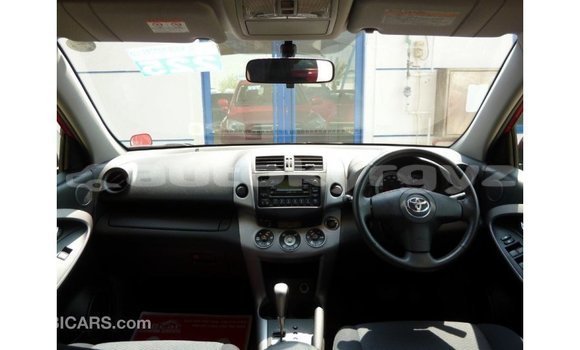 Buy Import Toyota HiAce Red Truck in Import - Dubai in Batken Buy Import Toyota HiAce Red Truck in Import - Dubai in Batken