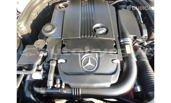 Buy Import Mercedes-Benz 200 White Car in Import - Dubai in Batken Buy Import Mercedes-Benz 200 White Car in Import - Dubai in Batken