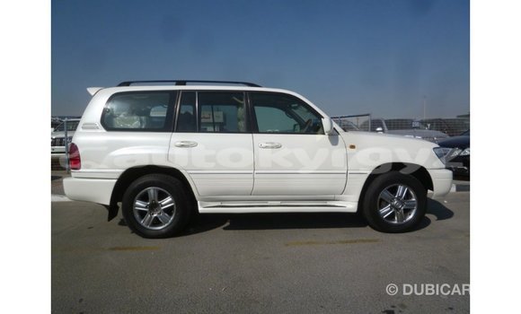 Buy Import Toyota Land Cruiser White Car in Import - Dubai in Batken Buy Import Toyota Land Cruiser White Car in Import - Dubai in Batken