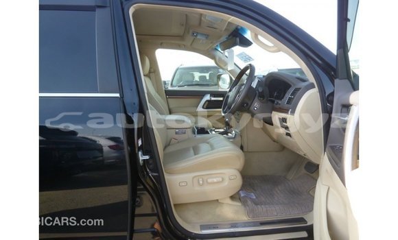 Buy Import Toyota Land Cruiser Black Car in Import - Dubai in Batken Buy Import Toyota Land Cruiser Black Car in Import - Dubai in Batken
