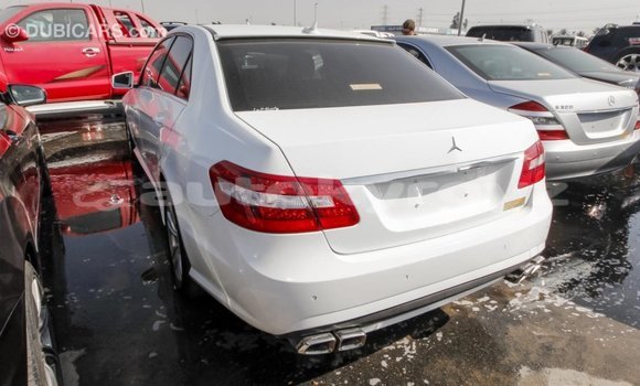 Buy Import Mercedes-Benz 200 White Car in Import - Dubai in Batken Buy Import Mercedes-Benz 200 White Car in Import - Dubai in Batken