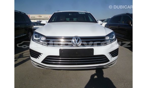 Buy Import Volkswagen Touareg White Car in Import - Dubai in Batken Buy Import Volkswagen Touareg White Car in Import - Dubai in Batken