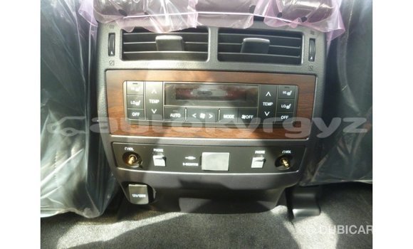 Buy Import Toyota Land Cruiser Other Car in Import - Dubai in Batken Buy Import Toyota Land Cruiser Other Car in Import - Dubai in Batken