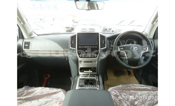 Buy Import Toyota Land Cruiser Other Car in Import - Dubai in Batken Buy Import Toyota Land Cruiser Other Car in Import - Dubai in Batken