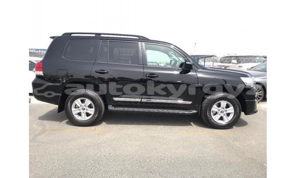 Buy Import Toyota Land Cruiser Black Car in Import - Dubai in Batken Buy Import Toyota Land Cruiser Black Car in Import - Dubai in Batken