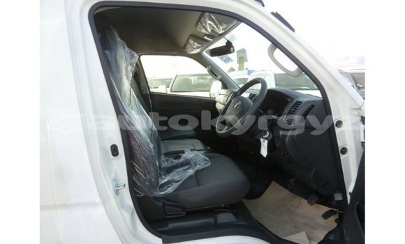 Buy Import Toyota Hiace White Car in Import - Dubai in Batken Buy Import Toyota Hiace White Car in Import - Dubai in Batken
