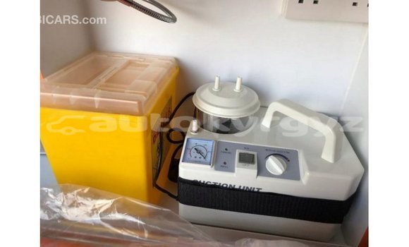 Buy Import Toyota Hiace White Car in Import - Dubai in Batken Buy Import Toyota Hiace White Car in Import - Dubai in Batken