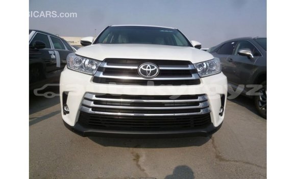 Buy Import Toyota Kluger White Car in Import - Dubai in Batken Buy Import Toyota Kluger White Car in Import - Dubai in Batken