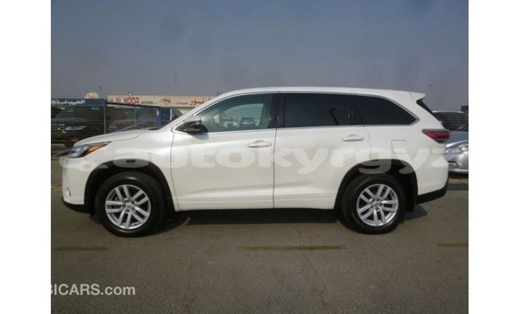 Buy Import Toyota Kluger White Car in Import - Dubai in Batken Buy Import Toyota Kluger White Car in Import - Dubai in Batken