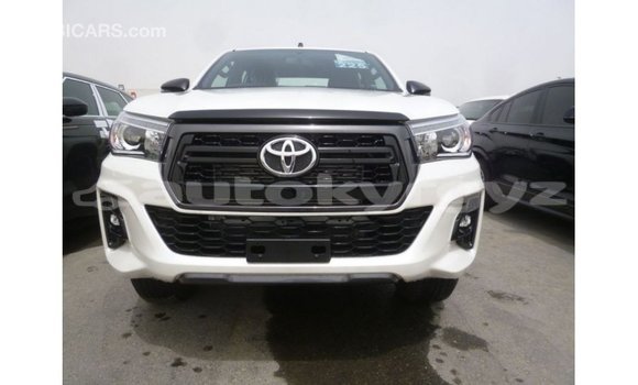 Buy Import Toyota Hilux White Car in Import - Dubai in Batken Buy Import Toyota Hilux White Car in Import - Dubai in Batken