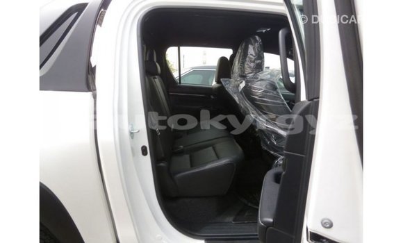 Buy Import Toyota Hilux White Car in Import - Dubai in Batken Buy Import Toyota Hilux White Car in Import - Dubai in Batken