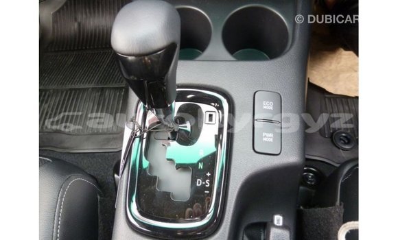 Buy Import Toyota Hilux White Car in Import - Dubai in Batken Buy Import Toyota Hilux White Car in Import - Dubai in Batken