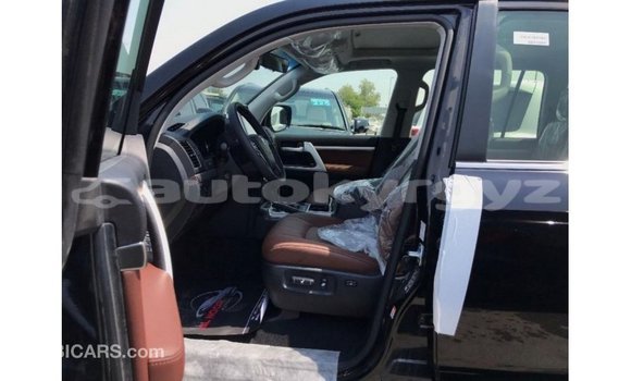 Buy Import Toyota Land Cruiser Black Car in Import - Dubai in Batken Buy Import Toyota Land Cruiser Black Car in Import - Dubai in Batken