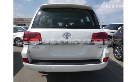 Buy Import Toyota Land Cruiser White Car in Import - Dubai in Batken Buy Import Toyota Land Cruiser White Car in Import - Dubai in Batken