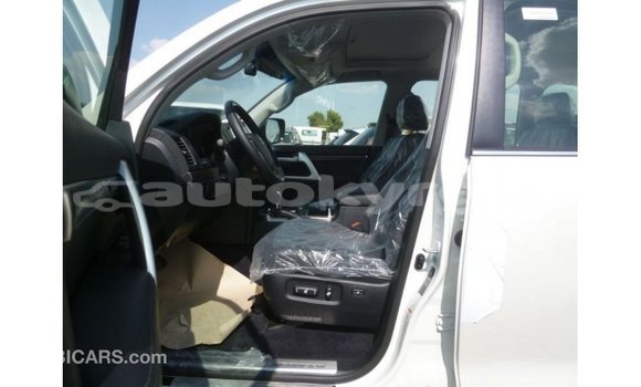 Buy Import Toyota Land Cruiser White Car in Import - Dubai in Batken Buy Import Toyota Land Cruiser White Car in Import - Dubai in Batken