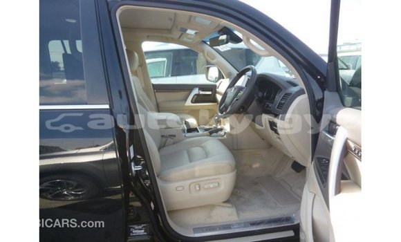 Buy Import Toyota Land Cruiser Black Car in Import - Dubai in Batken Buy Import Toyota Land Cruiser Black Car in Import - Dubai in Batken