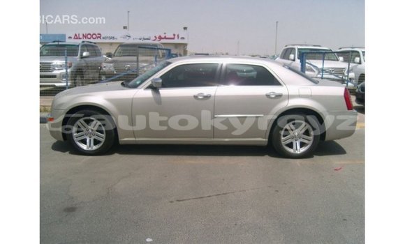 Buy Import Chrysler 300 Beige Car in Import - Dubai in Batken Buy Import Chrysler 300 Beige Car in Import - Dubai in Batken