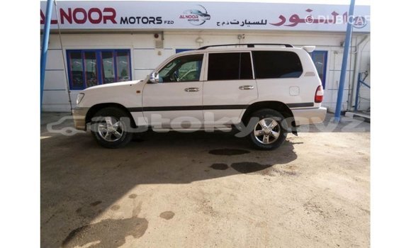 Buy Import Toyota Land Cruiser White Car in Import - Dubai in Batken Buy Import Toyota Land Cruiser White Car in Import - Dubai in Batken