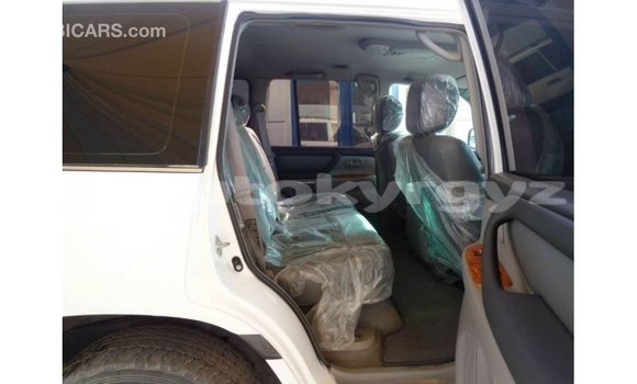 Buy Import Toyota Land Cruiser White Car in Import - Dubai in Batken Buy Import Toyota Land Cruiser White Car in Import - Dubai in Batken
