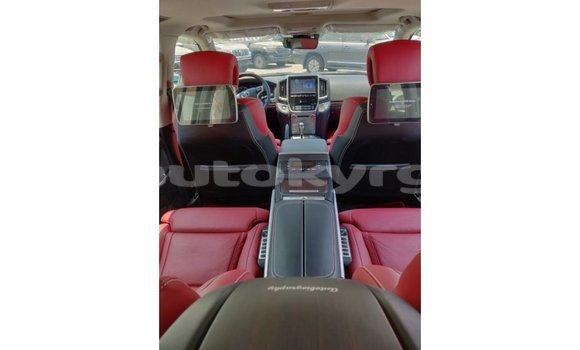 Buy Import Toyota Land Cruiser Black Car in Import - Dubai in Batken Buy Import Toyota Land Cruiser Black Car in Import - Dubai in Batken