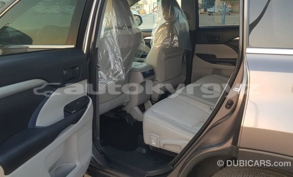 Buy Import Toyota Highlander Other Car in Import - Dubai in Batken Buy Import Toyota Highlander Other Car in Import - Dubai in Batken