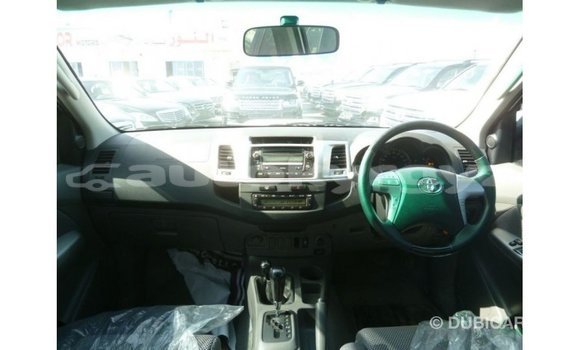 Buy Import Toyota Hilux White Car in Import - Dubai in Batken Buy Import Toyota Hilux White Car in Import - Dubai in Batken