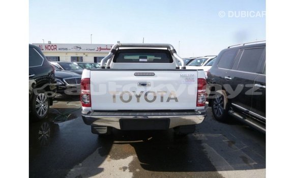 Buy Import Toyota Hilux White Car in Import - Dubai in Batken Buy Import Toyota Hilux White Car in Import - Dubai in Batken