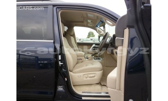 Buy Import Toyota Land Cruiser Blue Car in Import - Dubai in Batken Buy Import Toyota Land Cruiser Blue Car in Import - Dubai in Batken