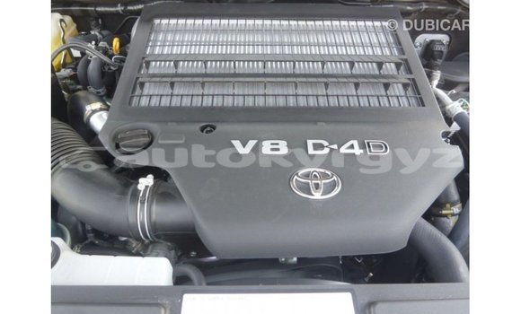 Buy Import Toyota Land Cruiser Blue Car in Import - Dubai in Batken Buy Import Toyota Land Cruiser Blue Car in Import - Dubai in Batken