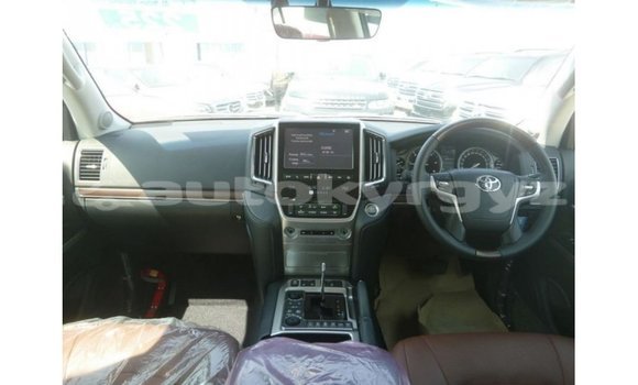 Buy Import Toyota Land Cruiser Red Car in Import - Dubai in Batken Buy Import Toyota Land Cruiser Red Car in Import - Dubai in Batken