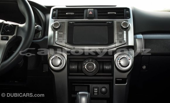 Buy Import Toyota HiAce Other Truck in Import - Dubai in Batken Buy Import Toyota HiAce Other Truck in Import - Dubai in Batken