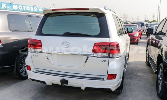 Buy Import Toyota Land Cruiser White Car in Import - Dubai in Batken Buy Import Toyota Land Cruiser White Car in Import - Dubai in Batken