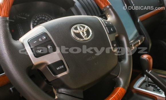 Buy Import Toyota Land Cruiser White Car in Import - Dubai in Batken Buy Import Toyota Land Cruiser White Car in Import - Dubai in Batken