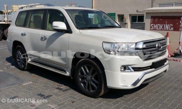Buy Import Toyota Land Cruiser White Car in Import - Dubai in Batken Buy Import Toyota Land Cruiser White Car in Import - Dubai in Batken