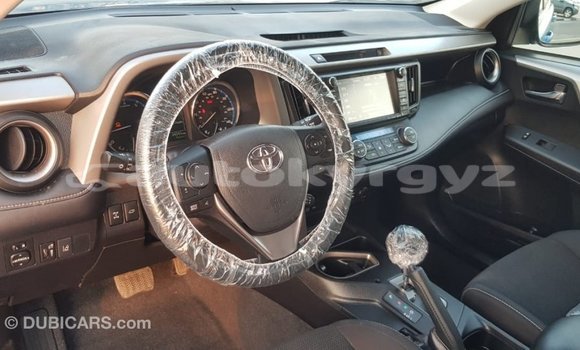 Buy Import Toyota HiAce Blue Truck in Import - Dubai in Batken Buy Import Toyota HiAce Blue Truck in Import - Dubai in Batken