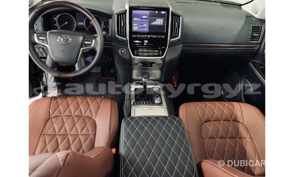Buy Import Toyota Land Cruiser Black Car in Import - Dubai in Batken Buy Import Toyota Land Cruiser Black Car in Import - Dubai in Batken